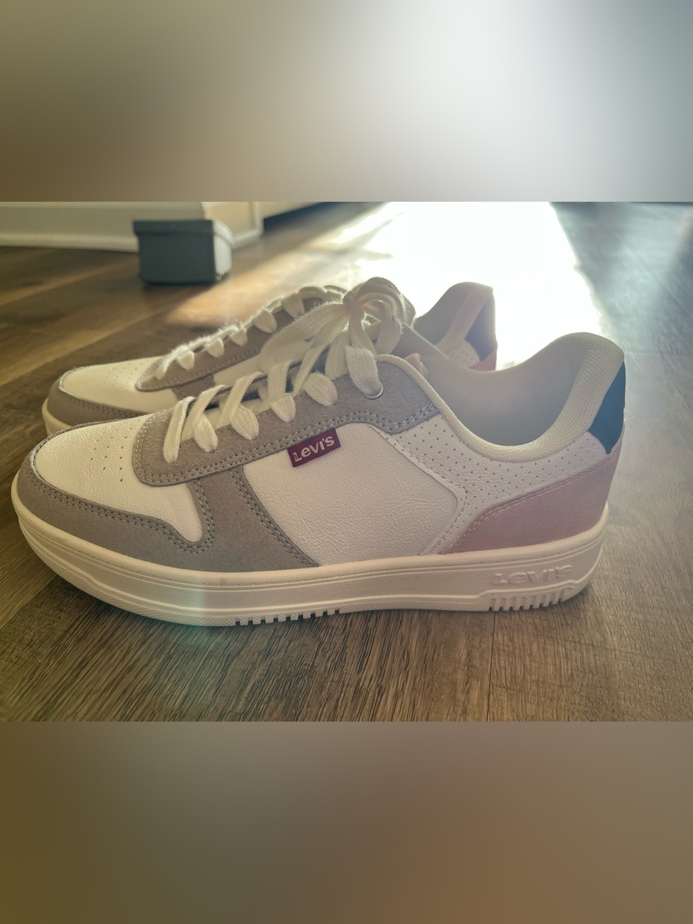 Women’s Sneakers
